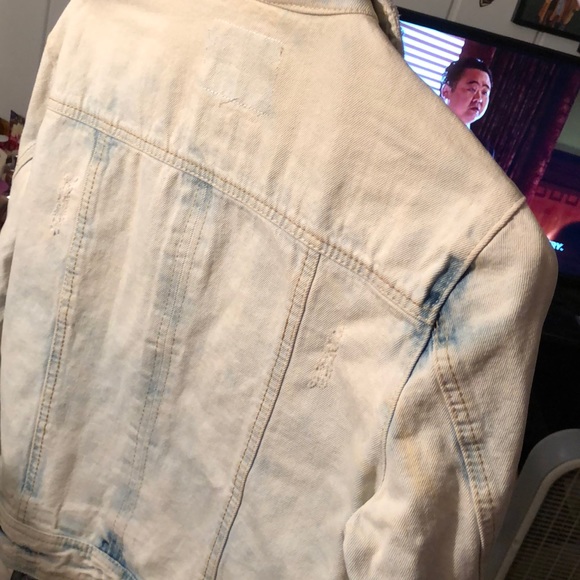 Jean jacket - Picture 2 of 4